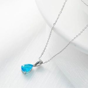 NEW Sterling Silver / Stainless Steel Water Drop Pendant Necklace.